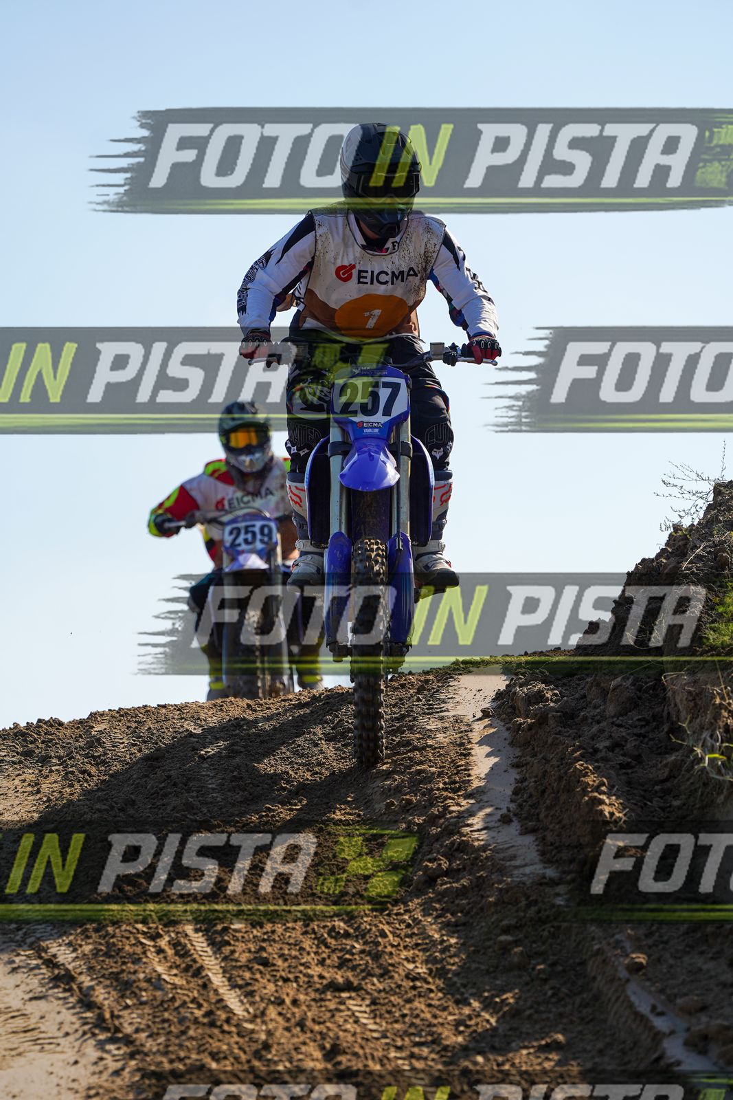 EICMA 19-09 16:00-17:00 · DOS00210