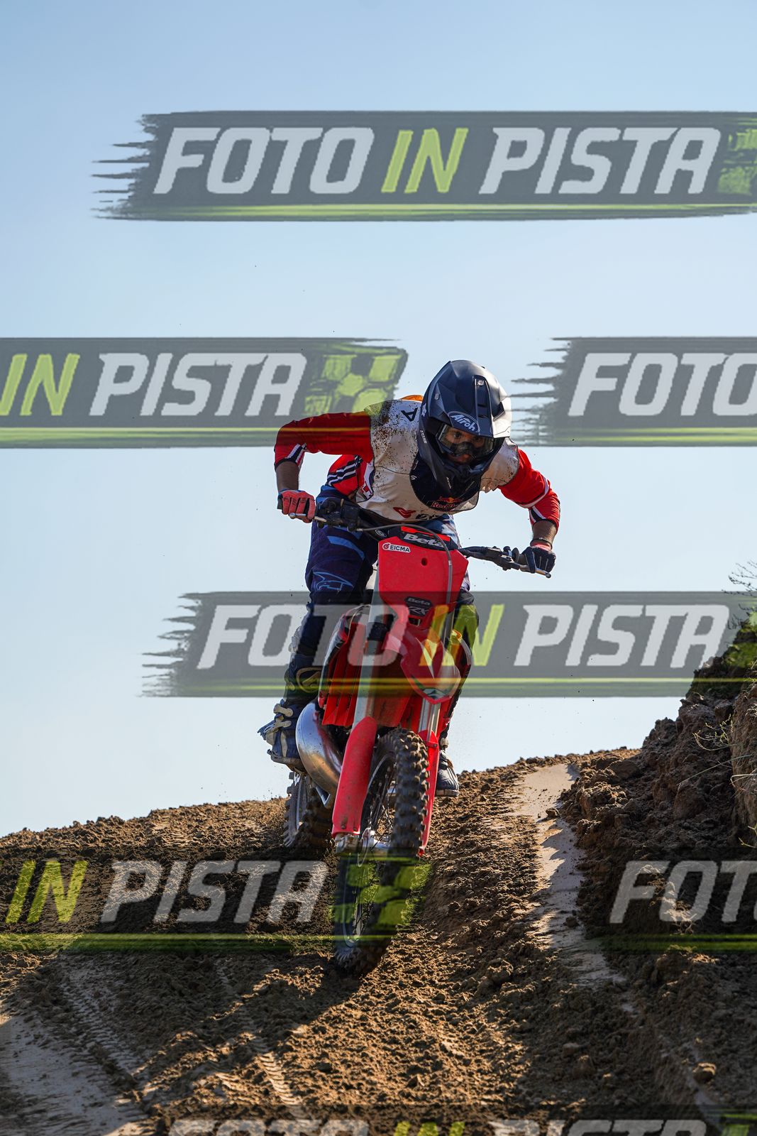 EICMA 19-09 16:00-17:00 · DOS00216
