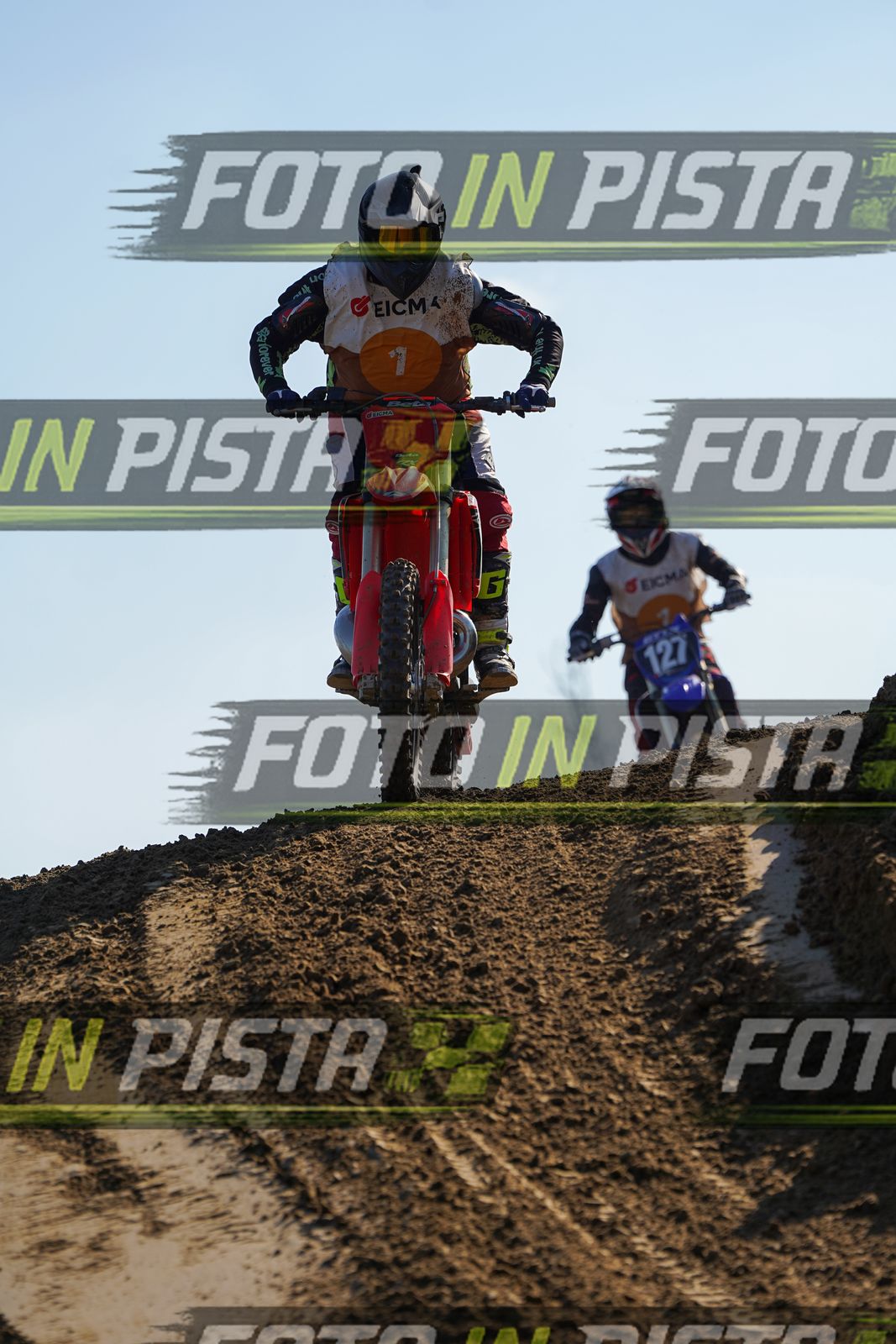 EICMA 19-09 16:00-17:00 · DOS00238