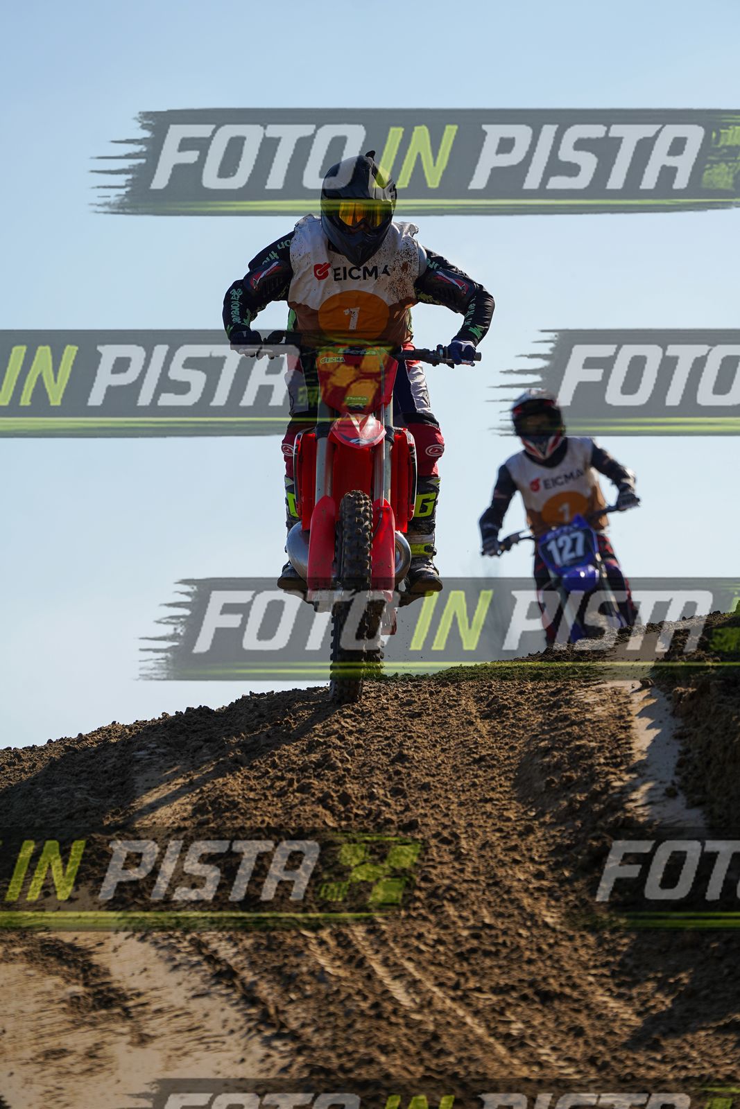 EICMA 19-09 16:00-17:00 · DOS00239