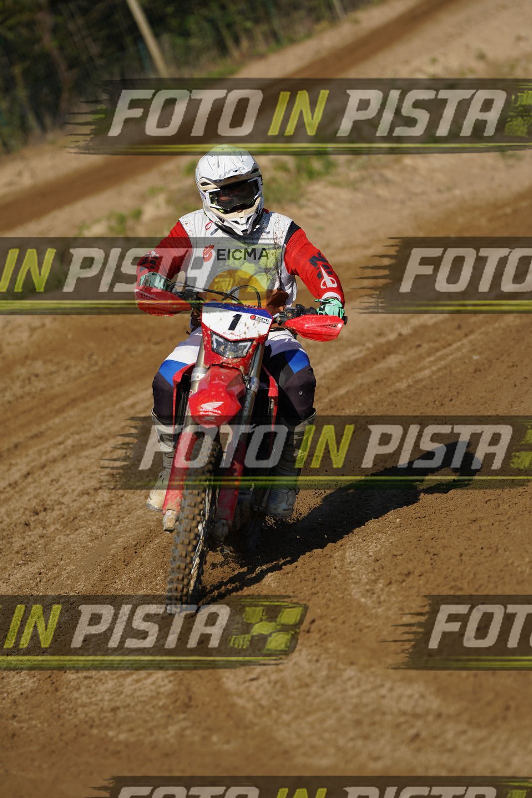 EICMA 19-09 16:00-17:00 · DOS00254
