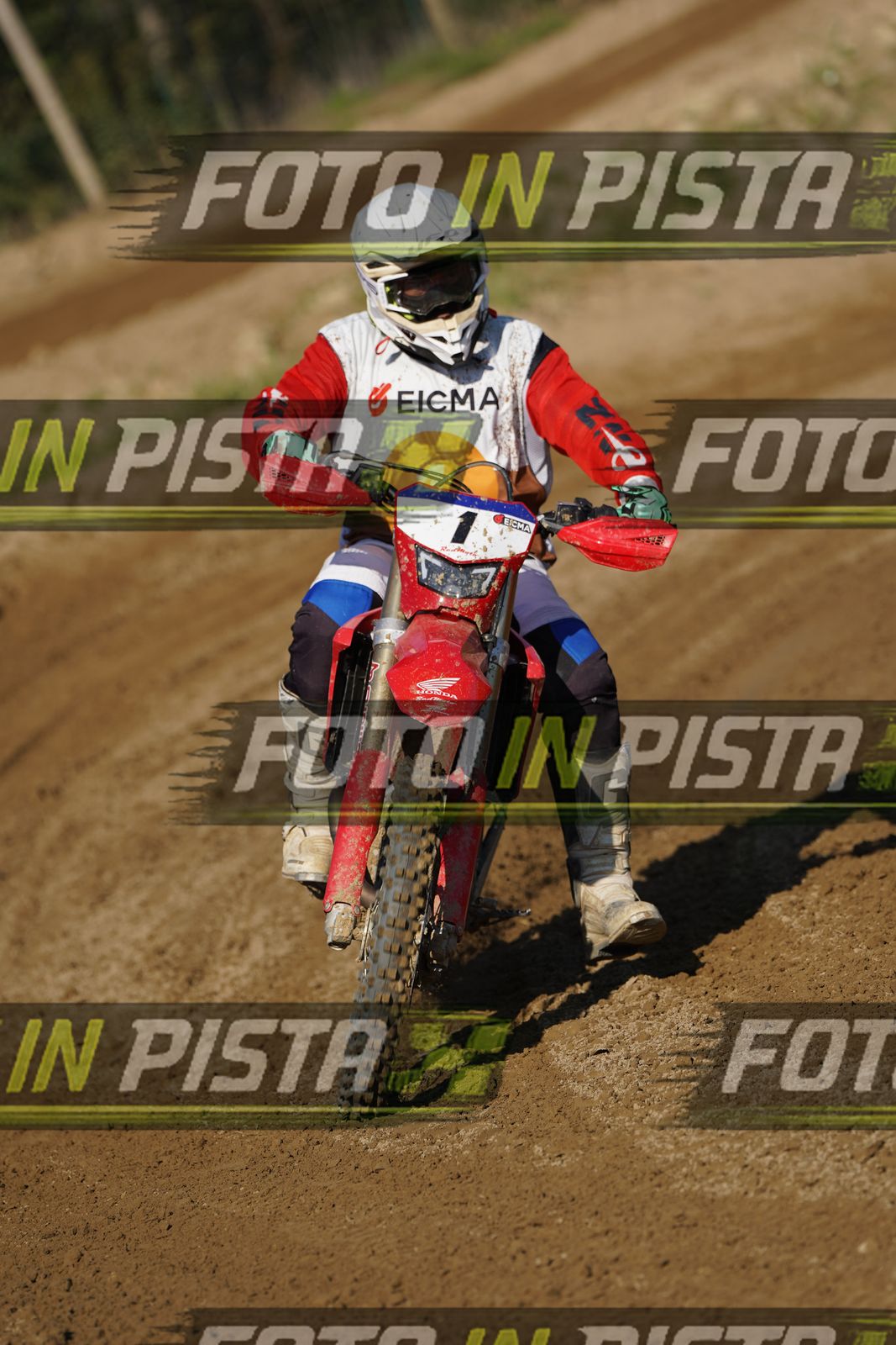 EICMA 19-09 16:00-17:00 · DOS00256