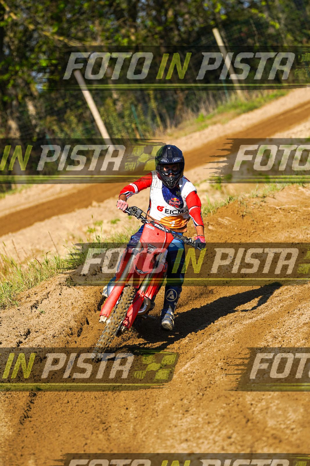 EICMA 19-09 16:00-17:00 · DOS00293
