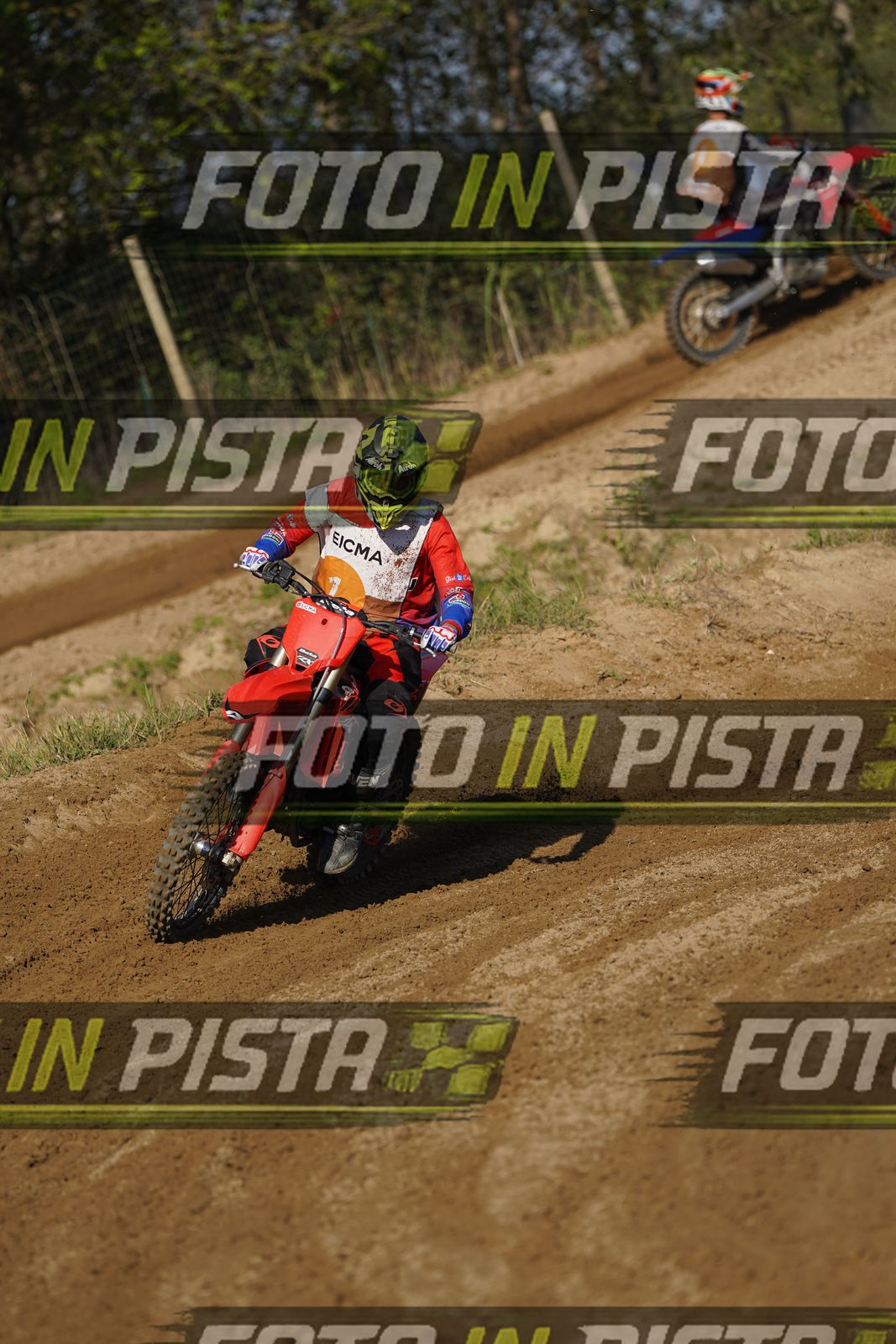 EICMA 19-09 16:00-17:00 · DOS00348