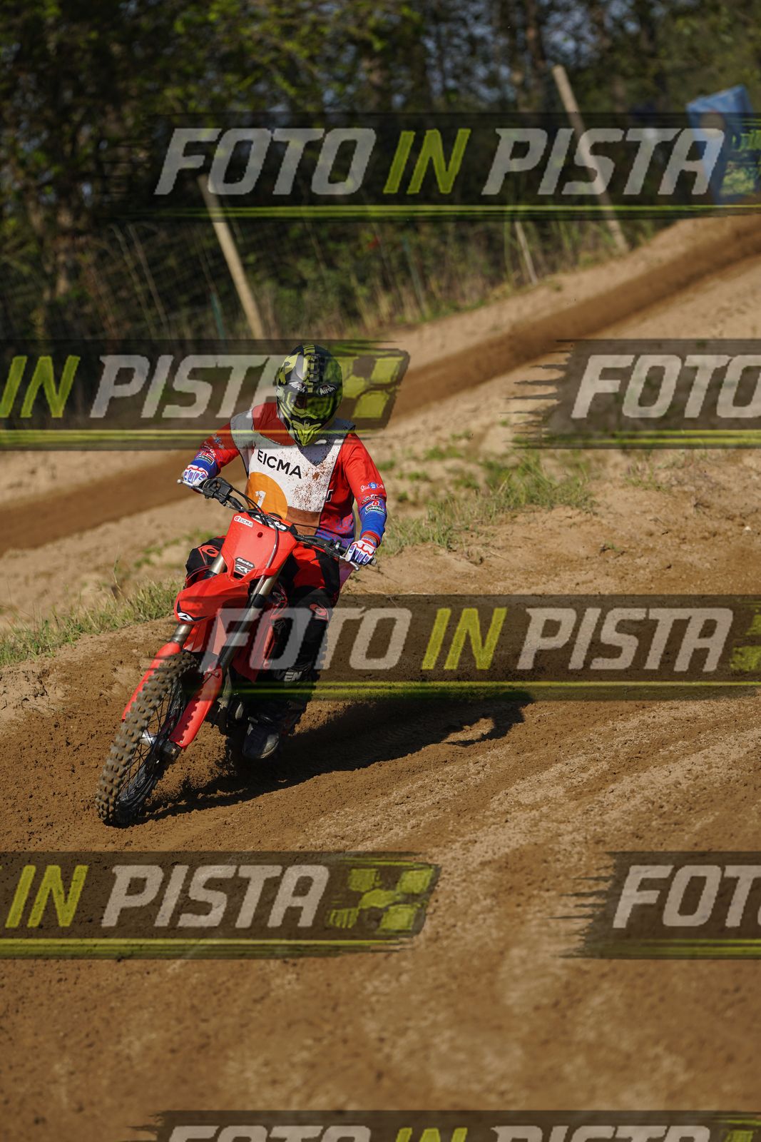 EICMA 19-09 16:00-17:00 · DOS00349