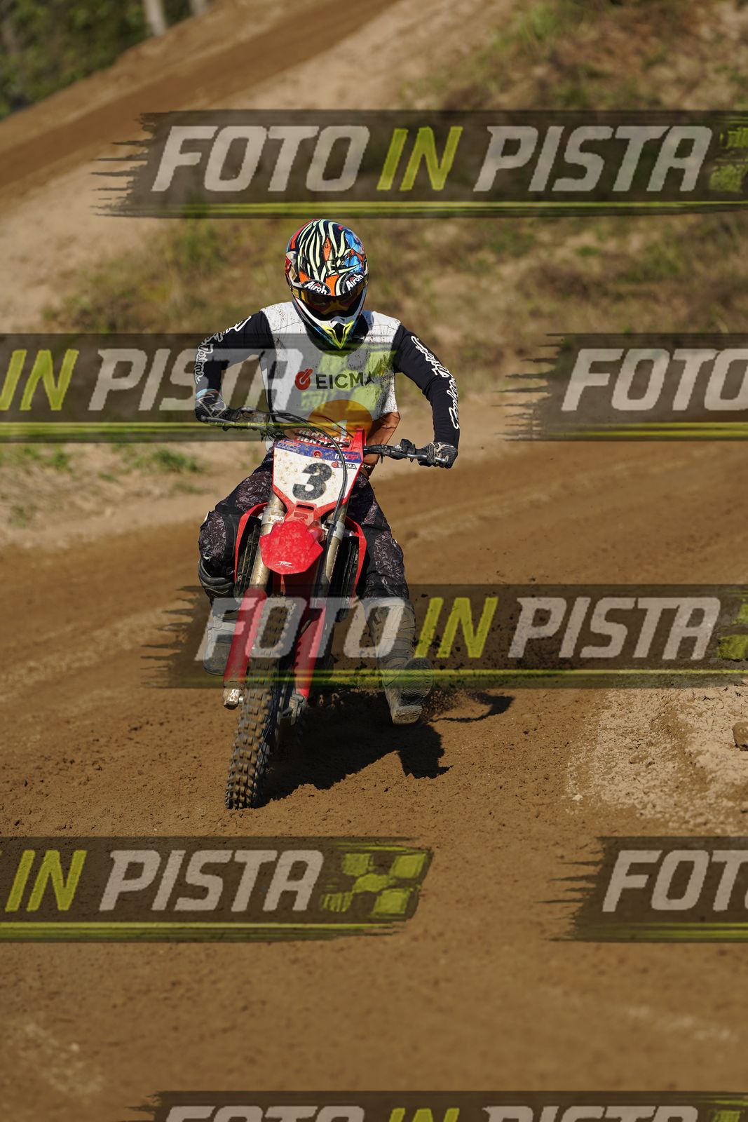 EICMA 19-09 16:00-17:00 · DOS00354