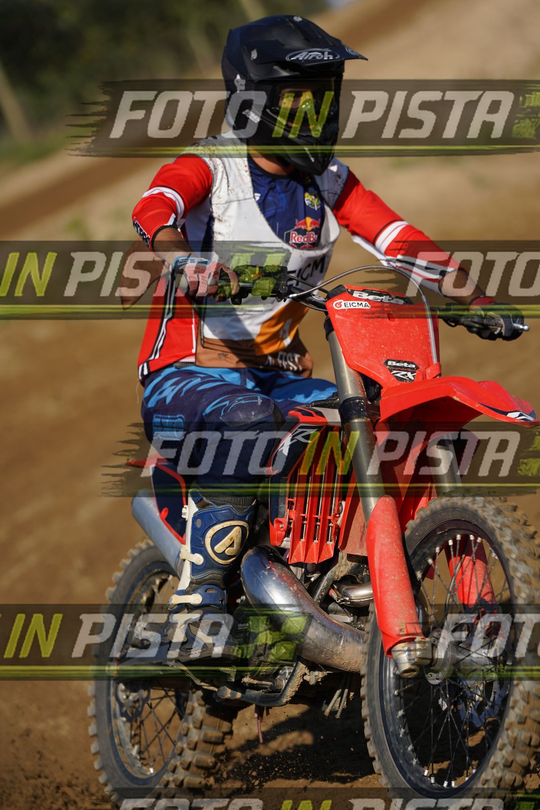 EICMA 19-09 16:00-17:00 · DOS00365