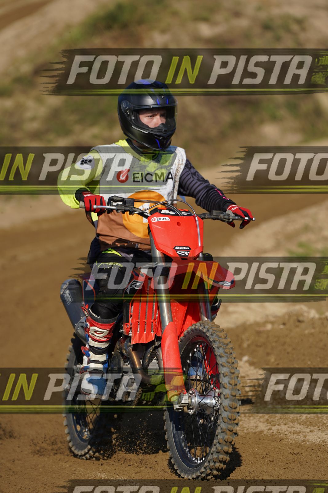 EICMA 19-09 16:00-17:00 · DOS00374