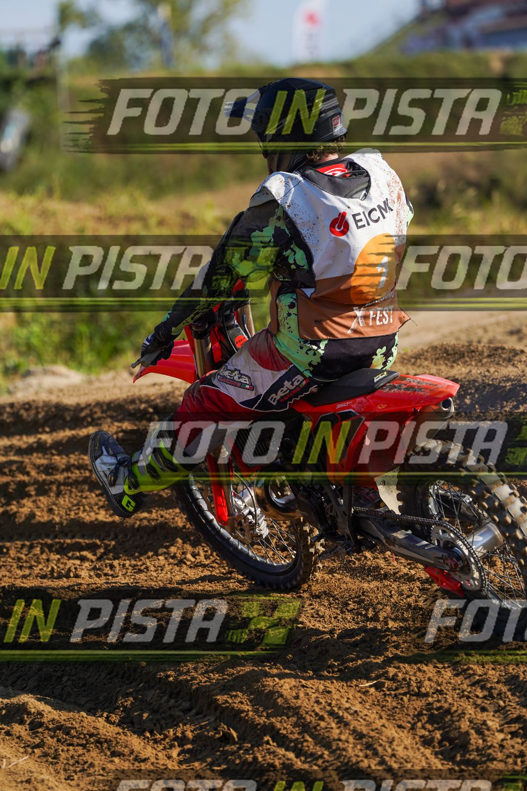 EICMA 19-09 16:00-17:00 · DOS00402