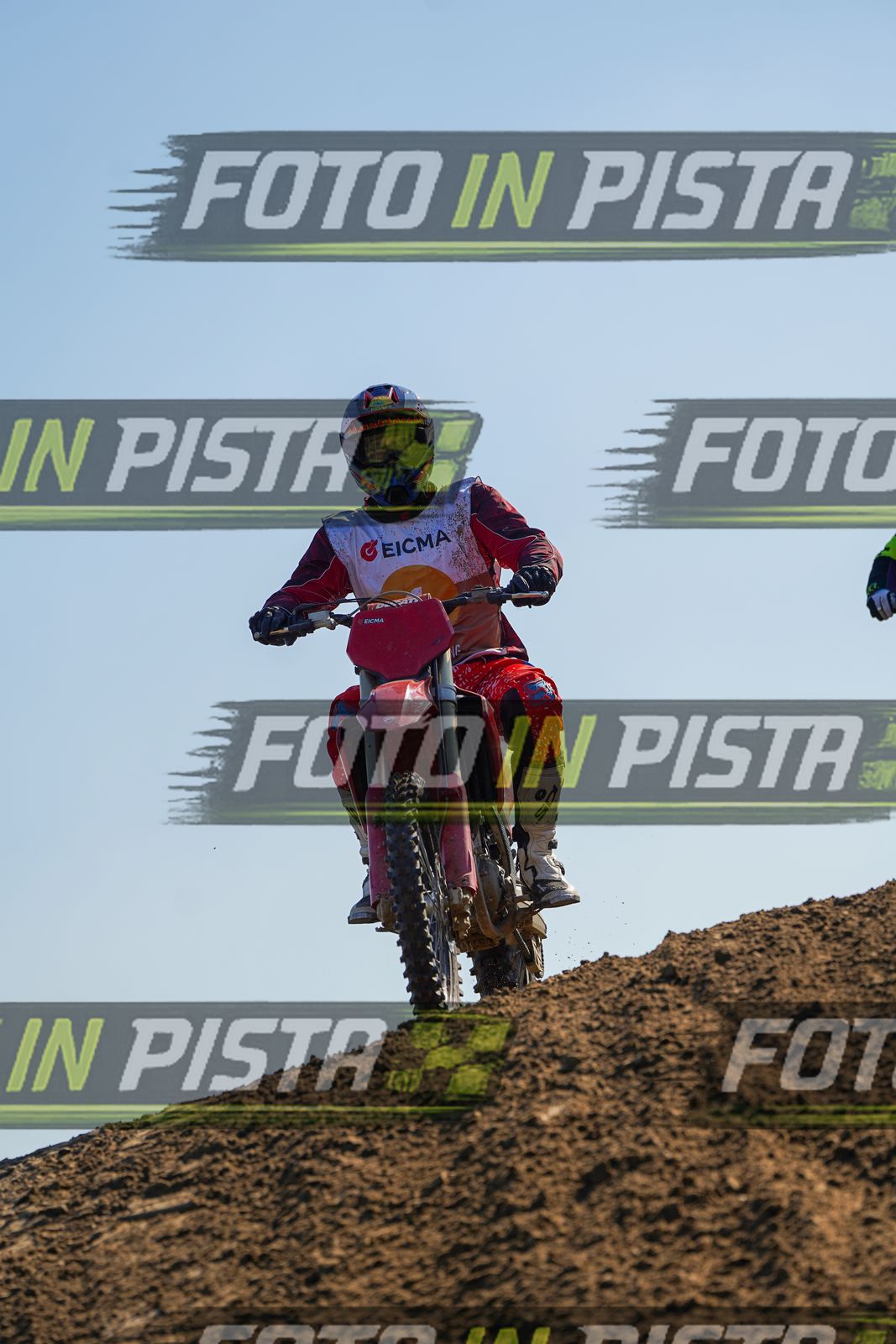 EICMA 19-09 16:00-17:00 · DOS00415