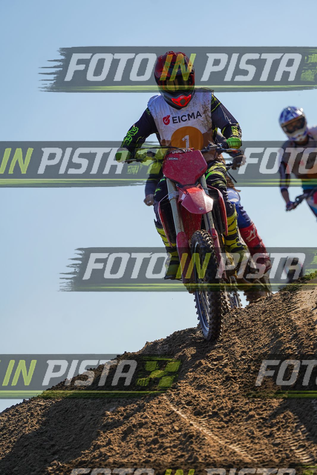 EICMA 19-09 16:00-17:00 · DOS00424