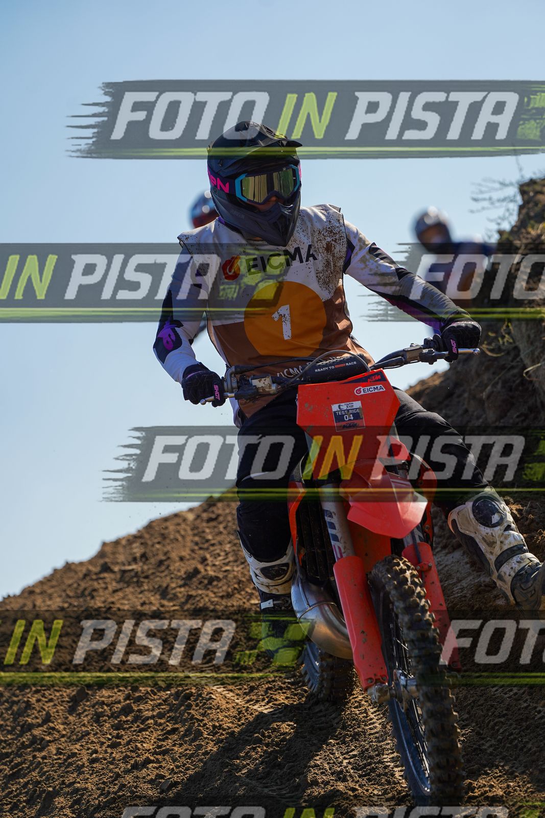 EICMA 19-09 16:00-17:00 · DOS00430
