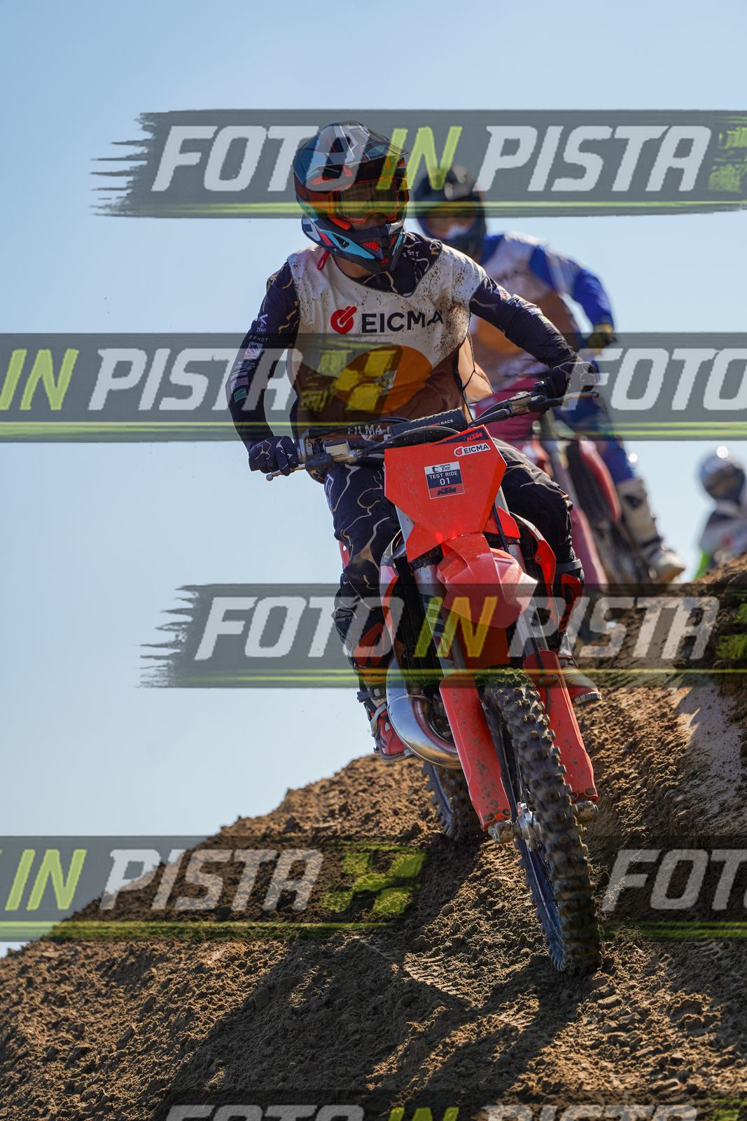 EICMA 19-09 16:00-17:00 · DOS00433
