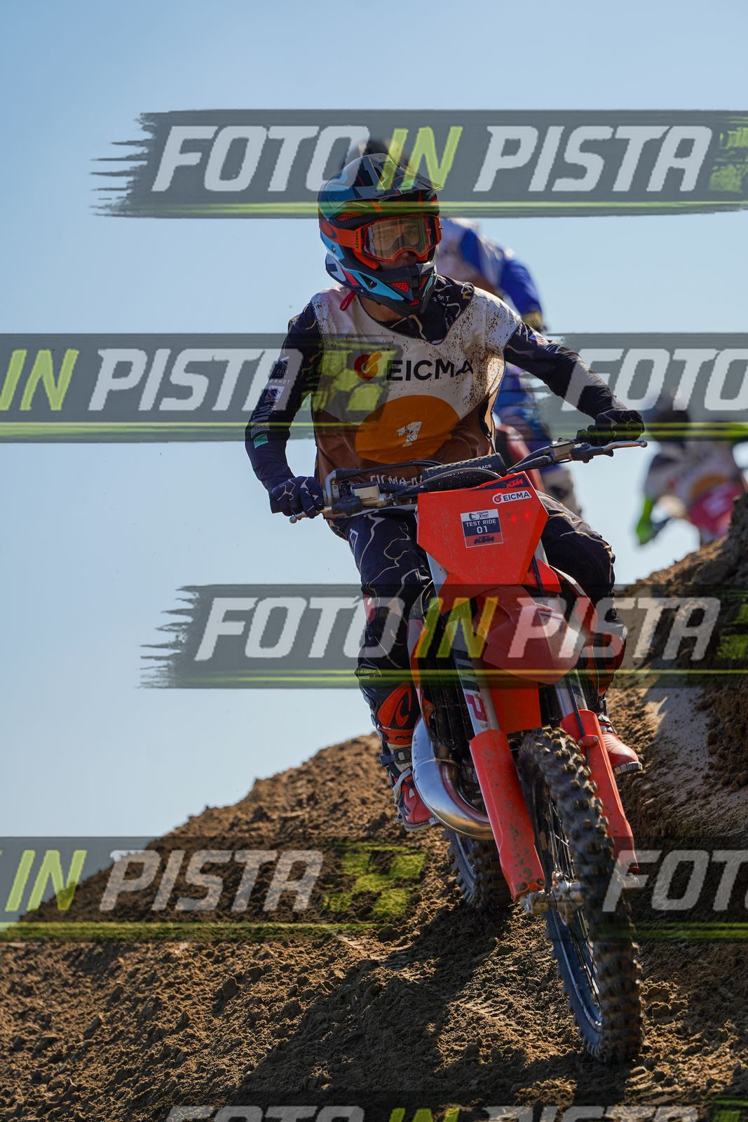 EICMA 19-09 16:00-17:00 · DOS00434