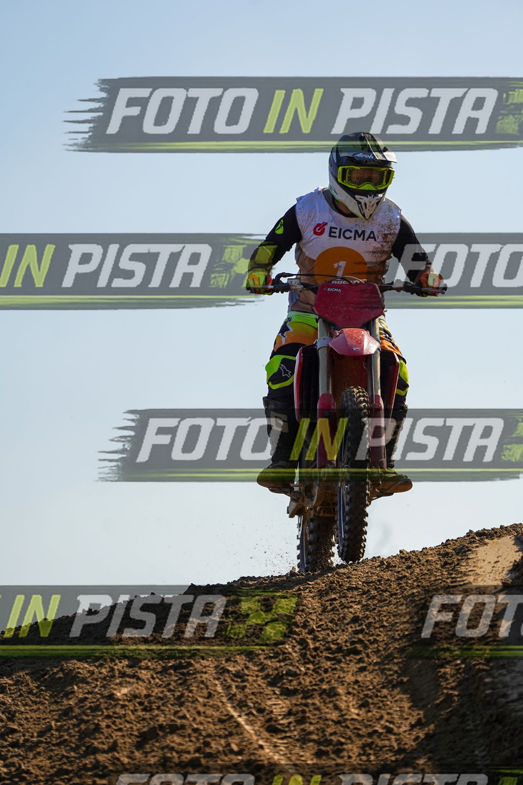 EICMA 19-09 16:00-17:00 · DOS00466
