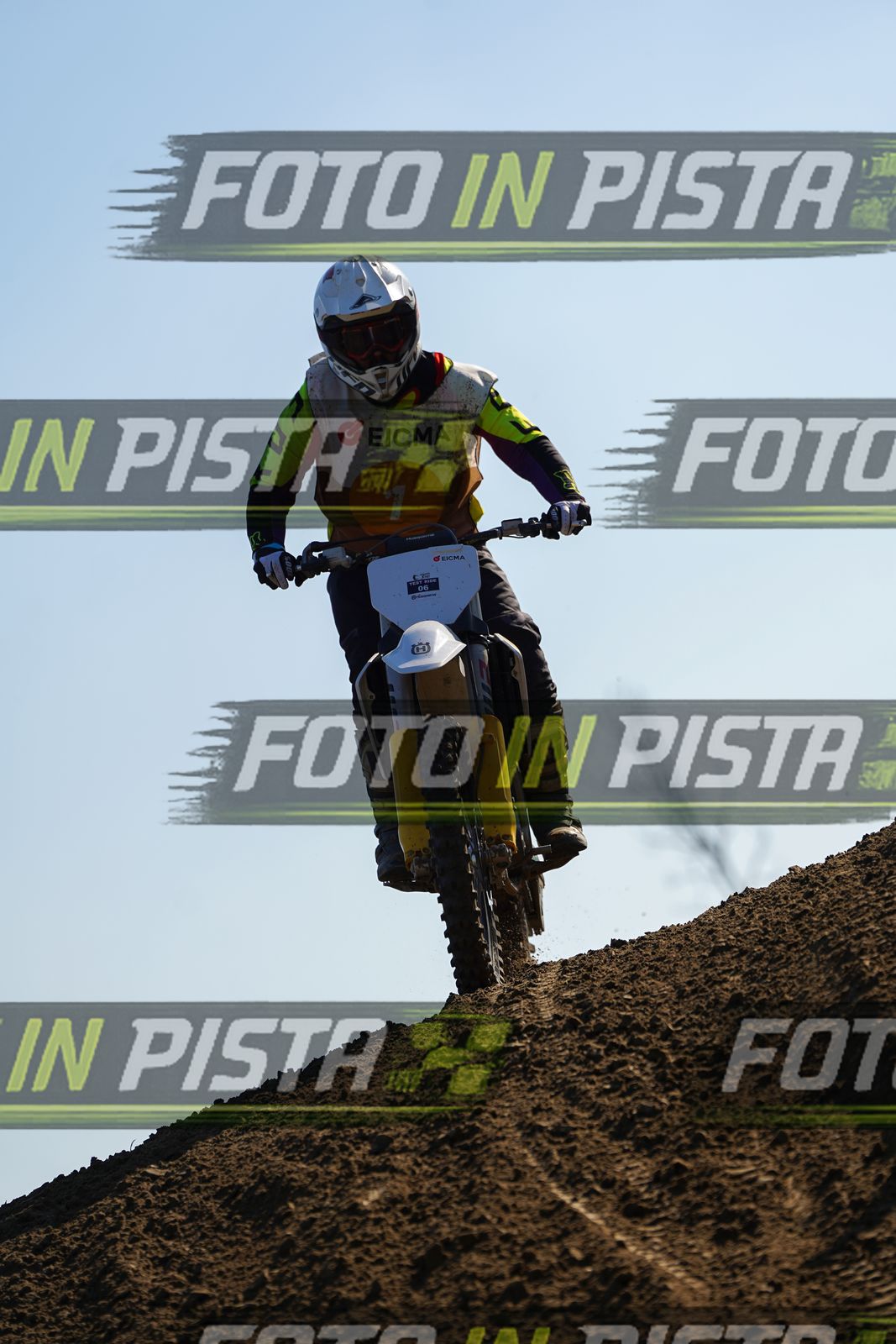 EICMA 19-09 16:00-17:00 · DOS00472