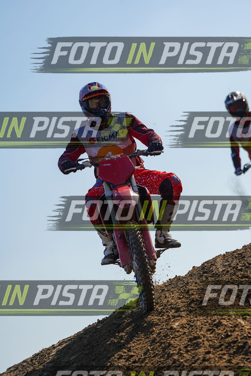 EICMA 19-09 16:00-17:00 · DOS00492
