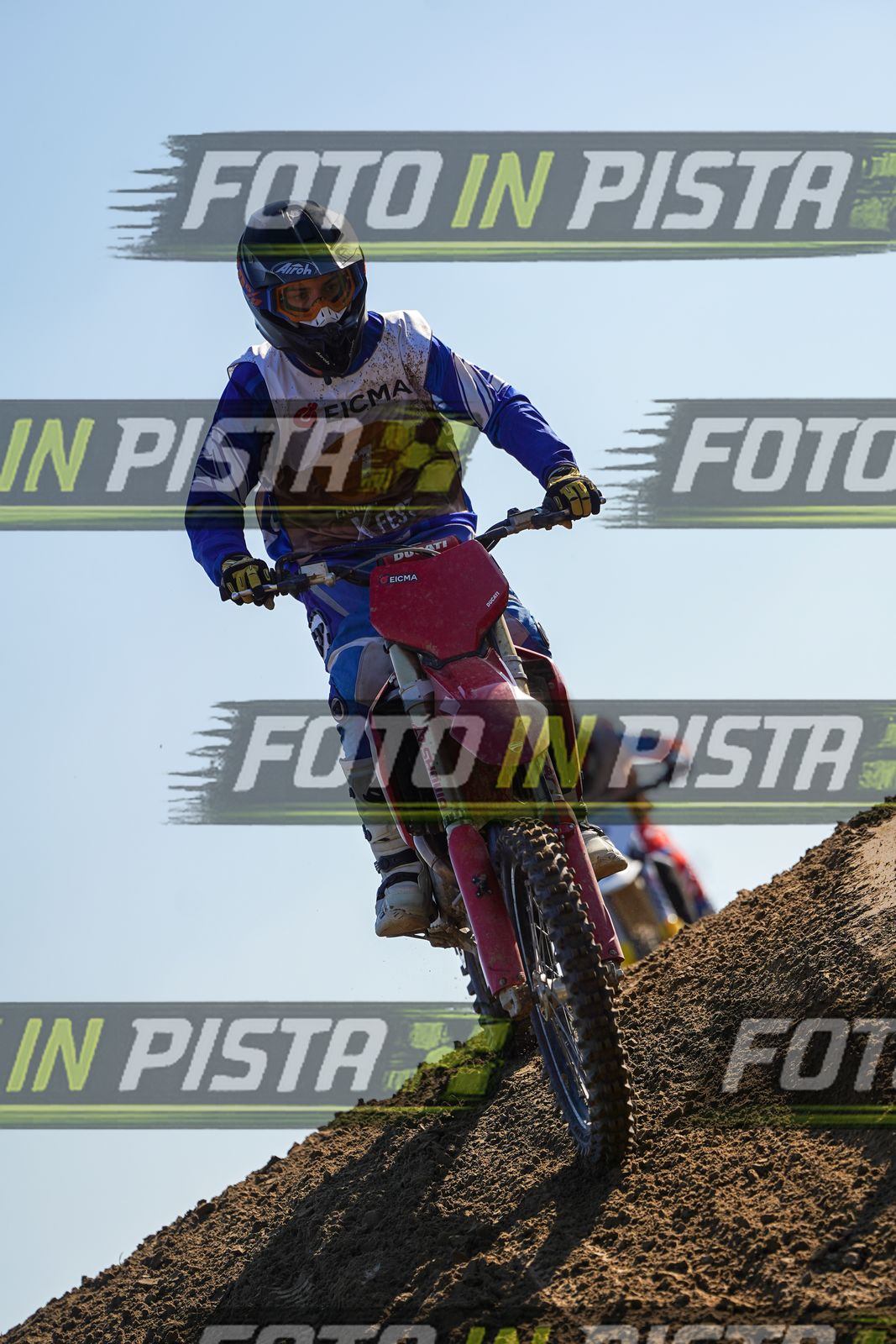 EICMA 19-09 16:00-17:00 · DOS00502