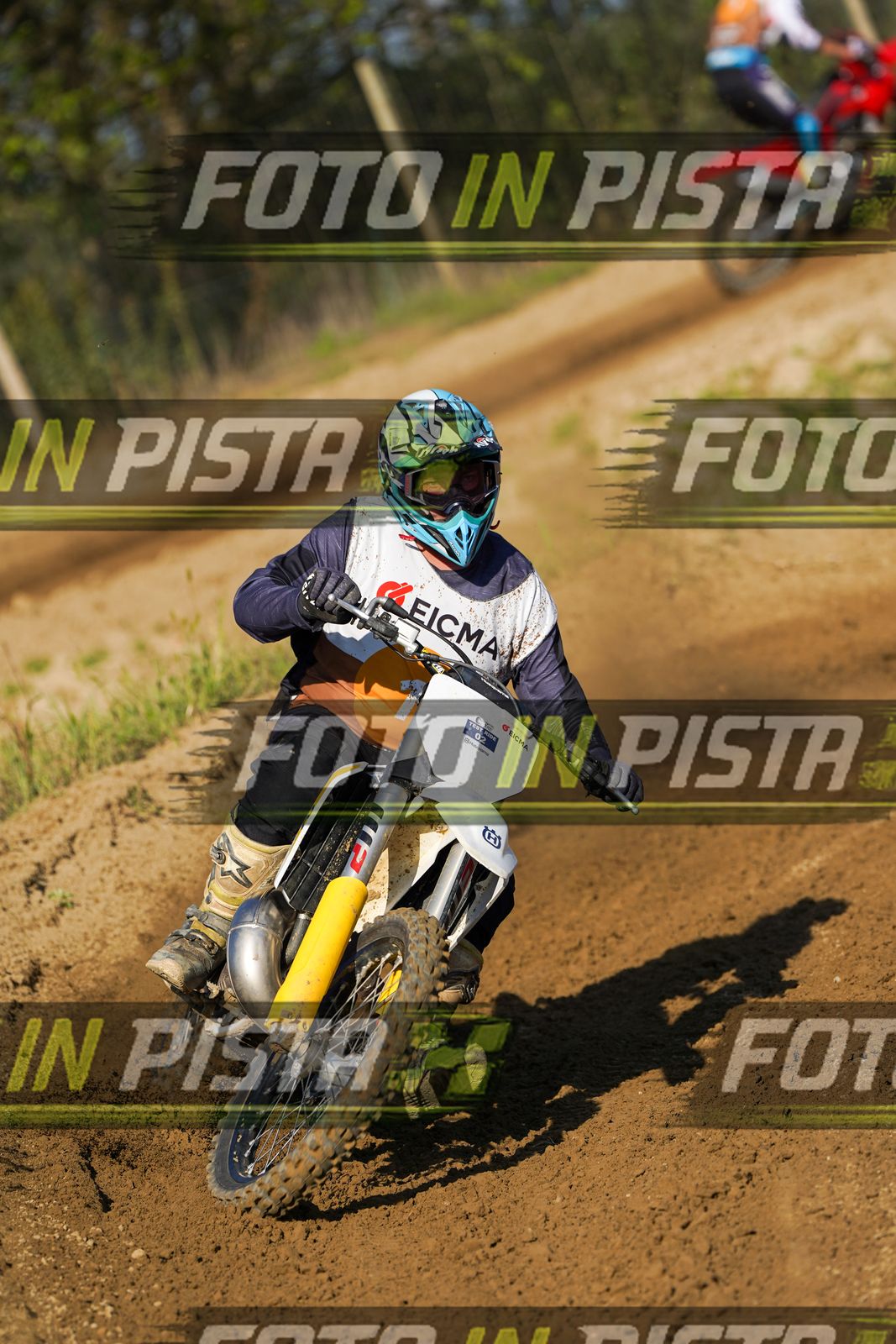 EICMA 19-09 16:00-17:00 · DOS00526