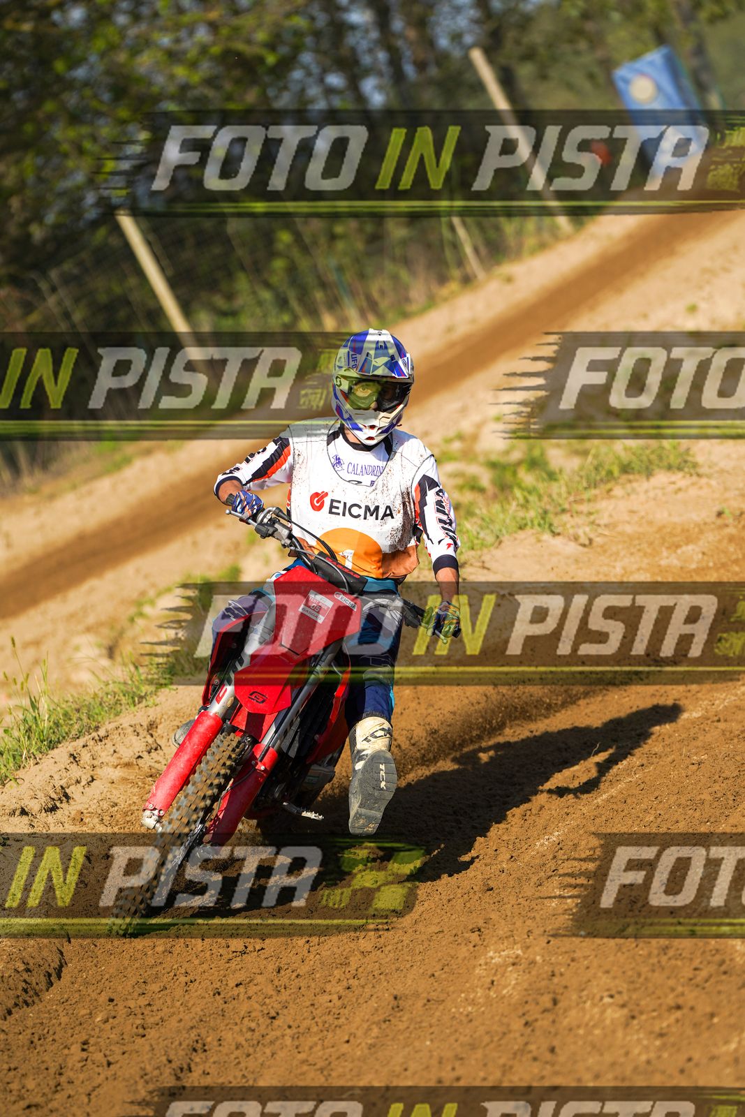 EICMA 19-09 16:00-17:00 · DOS00529