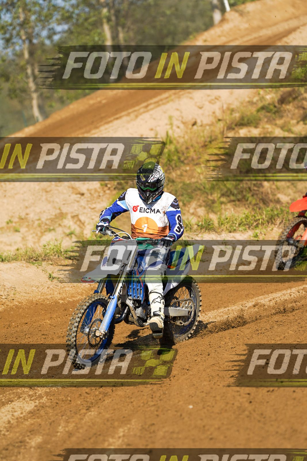 EICMA 19-09 16:00-17:00 · DOS00537