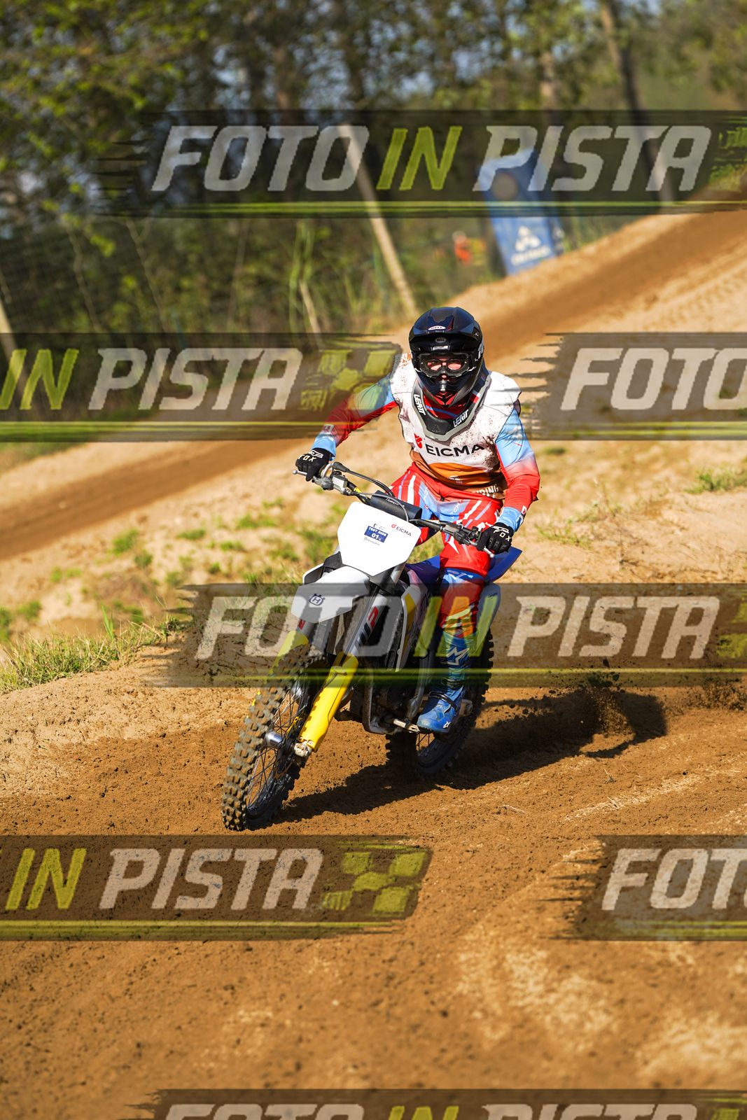 EICMA 19-09 16:00-17:00 · DOS00558