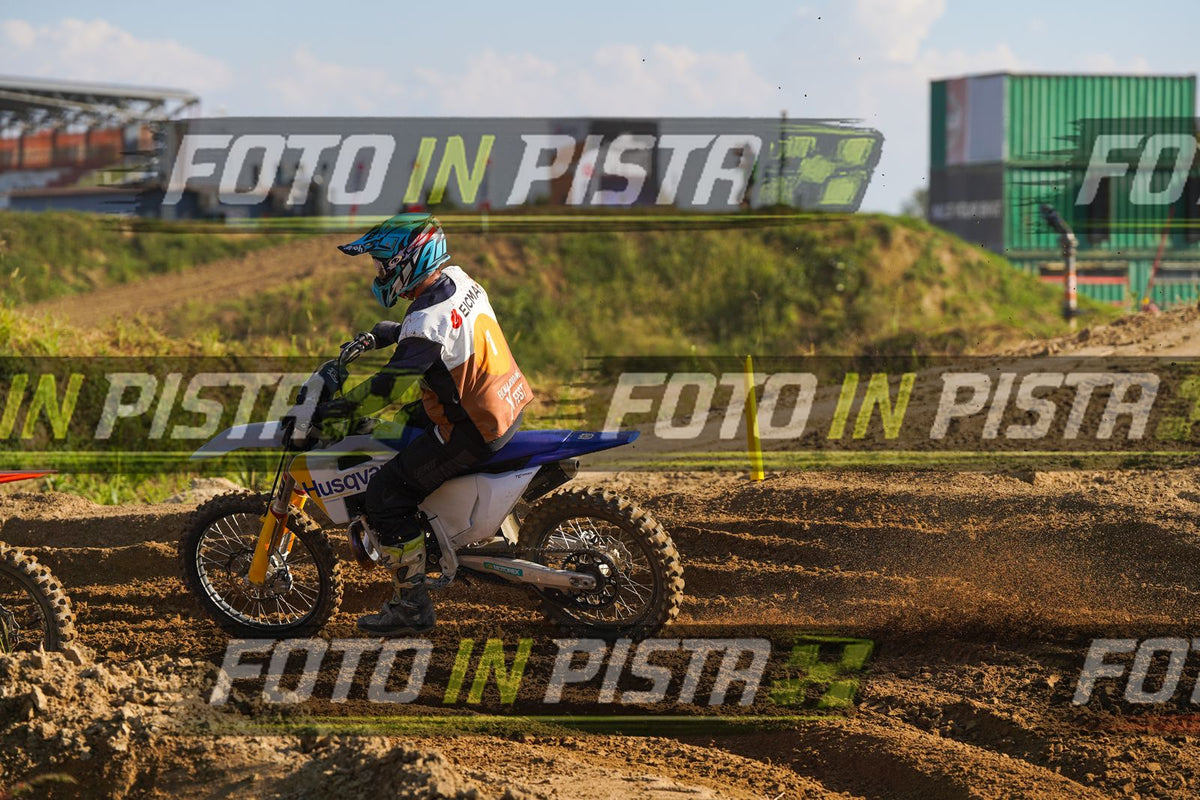 EICMA 19-09 16:00-17:00 · DOS00575