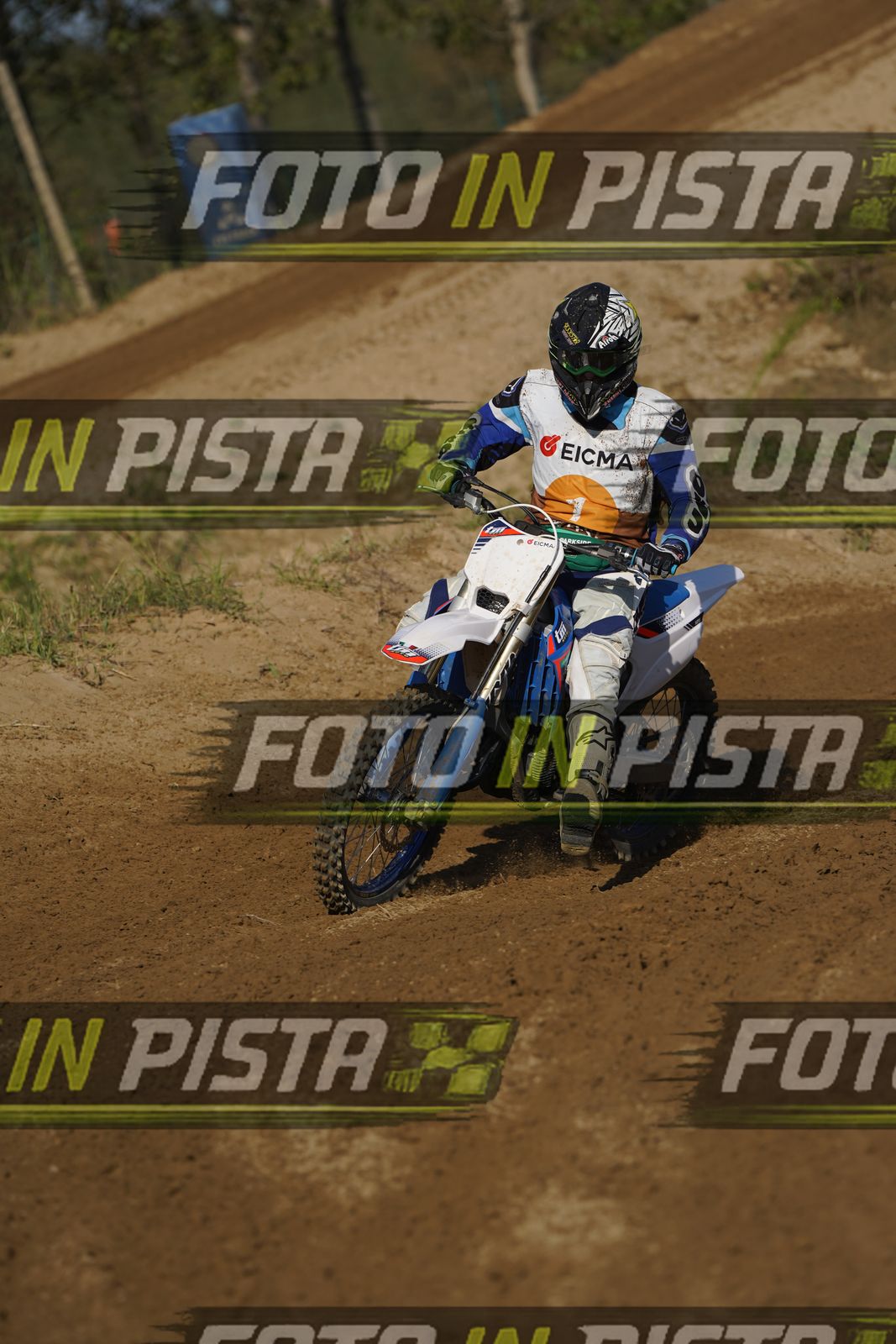 EICMA 19-09 16:00-17:00 · DOS00589