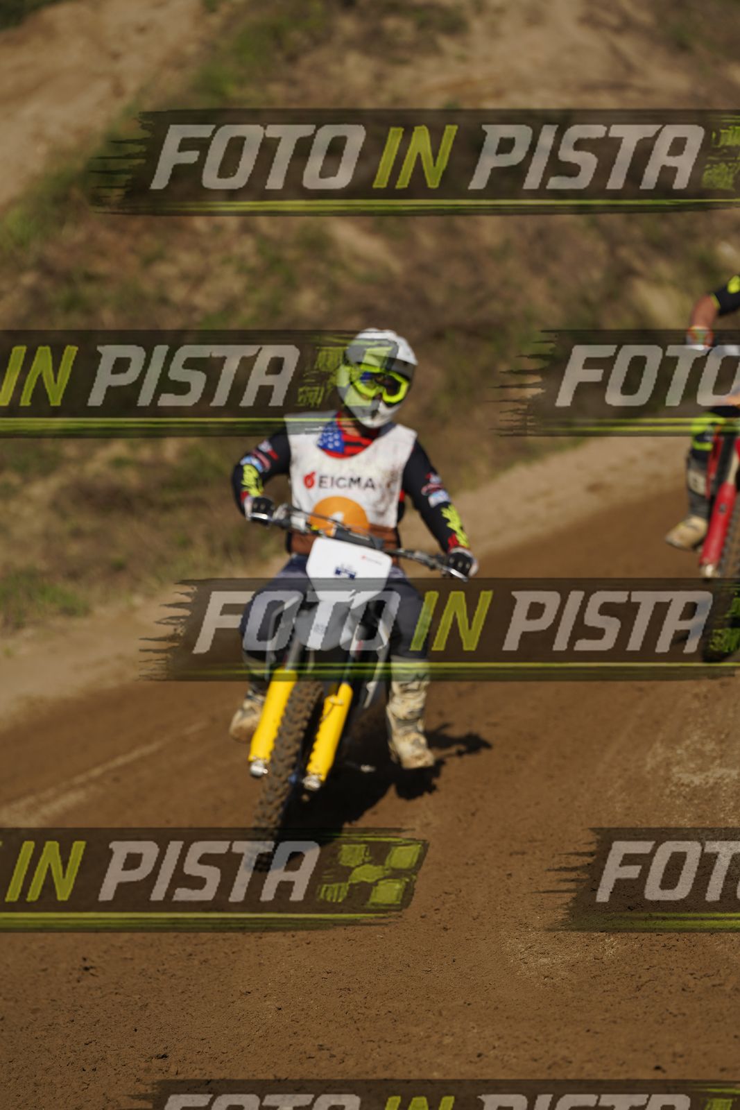 EICMA 19-09 16:00-17:00 · DOS00596