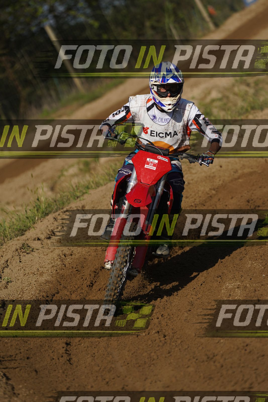 EICMA 19-09 16:00-17:00 · DOS00612