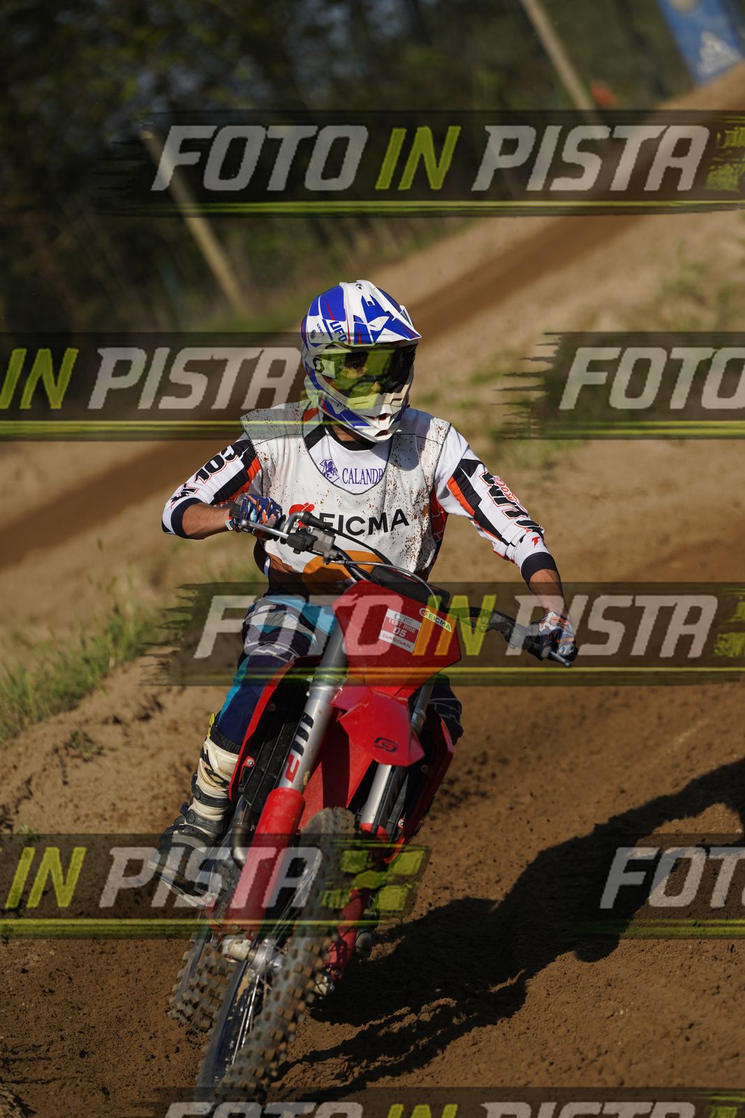 EICMA 19-09 16:00-17:00 · DOS00614