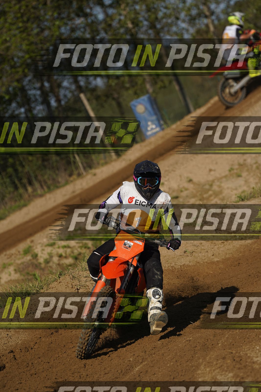 EICMA 19-09 16:00-17:00 · DOS00628