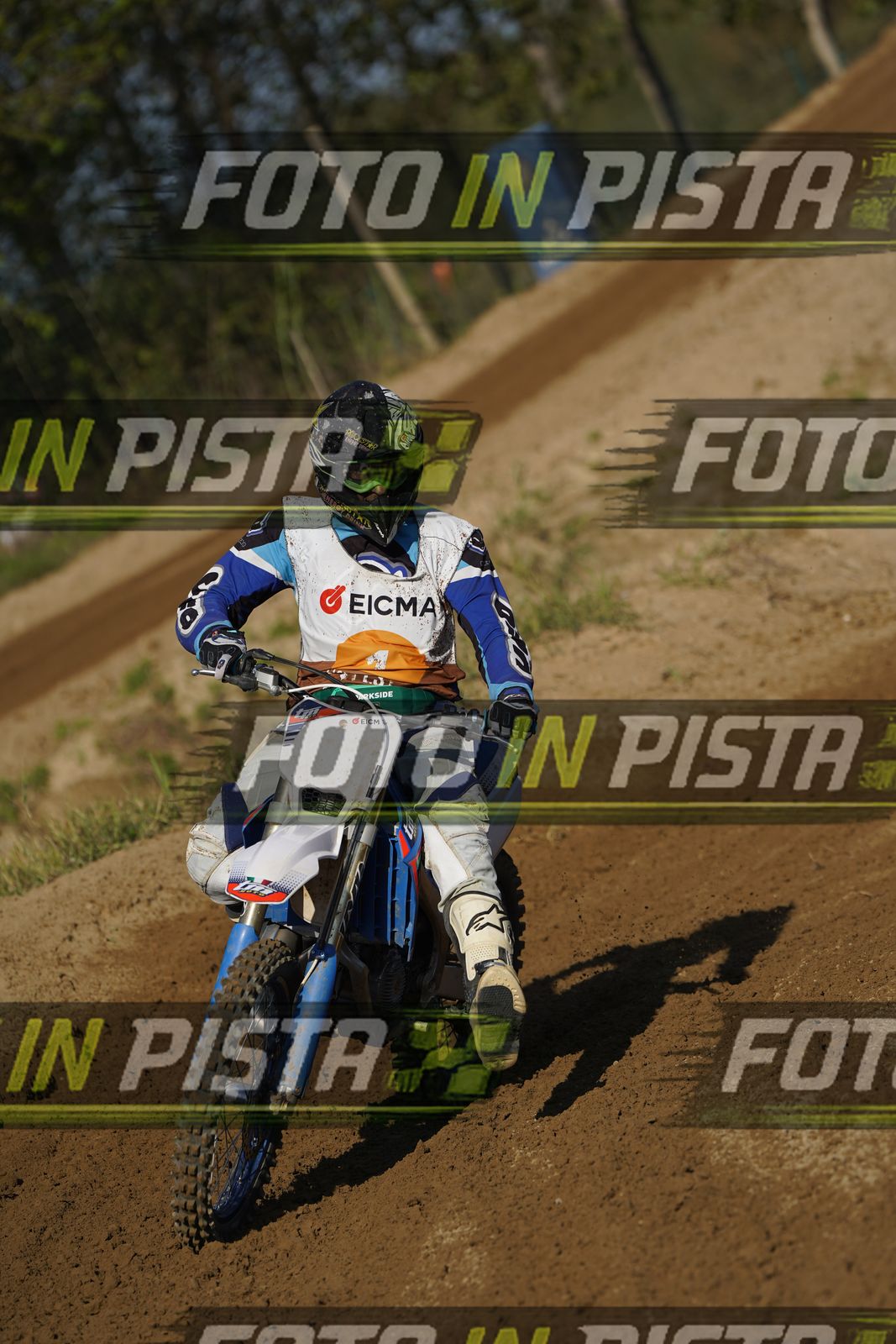 EICMA 19-09 16:00-17:00 · DOS00643