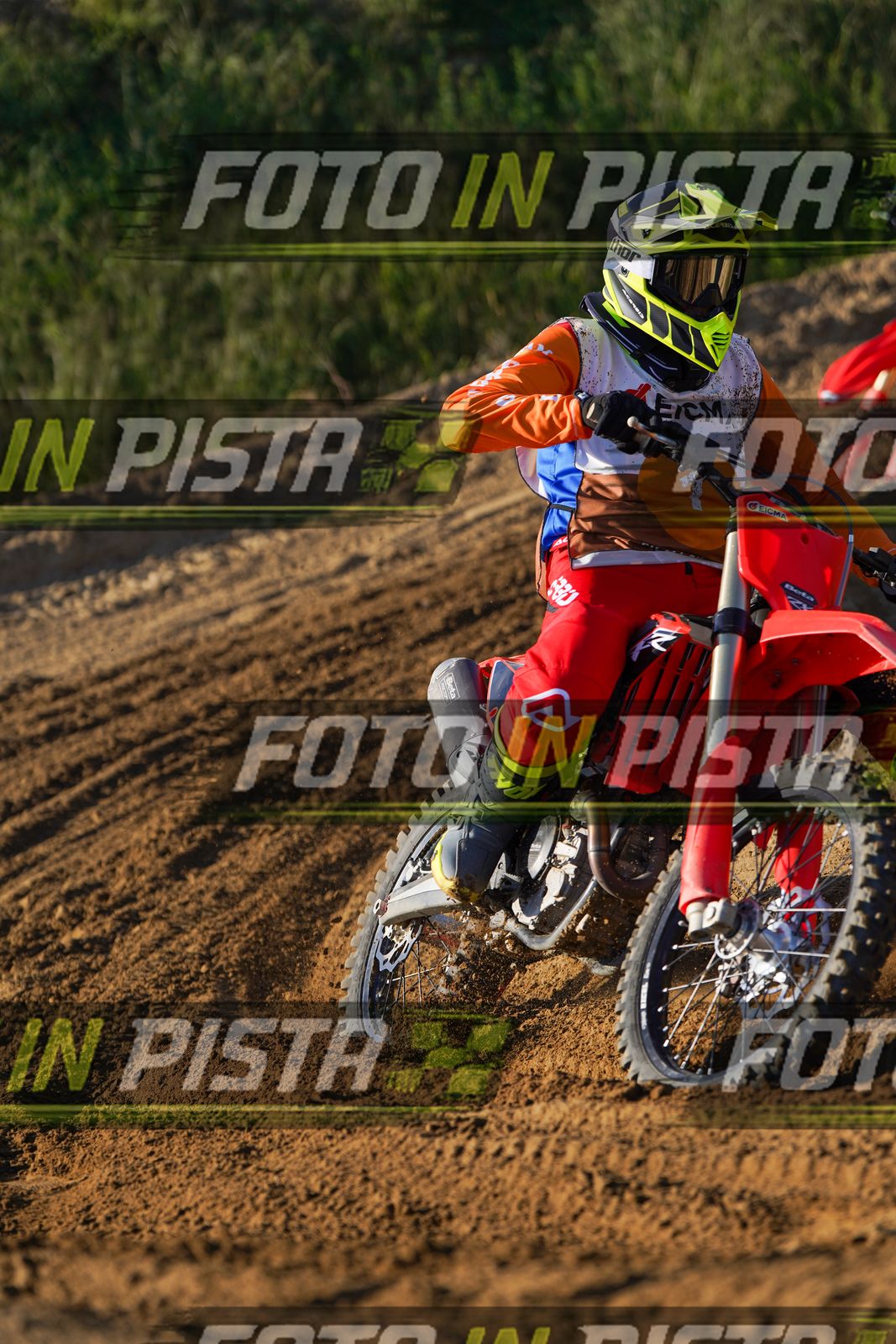 EICMA 19-09 16:00-17:00 · DOS00673