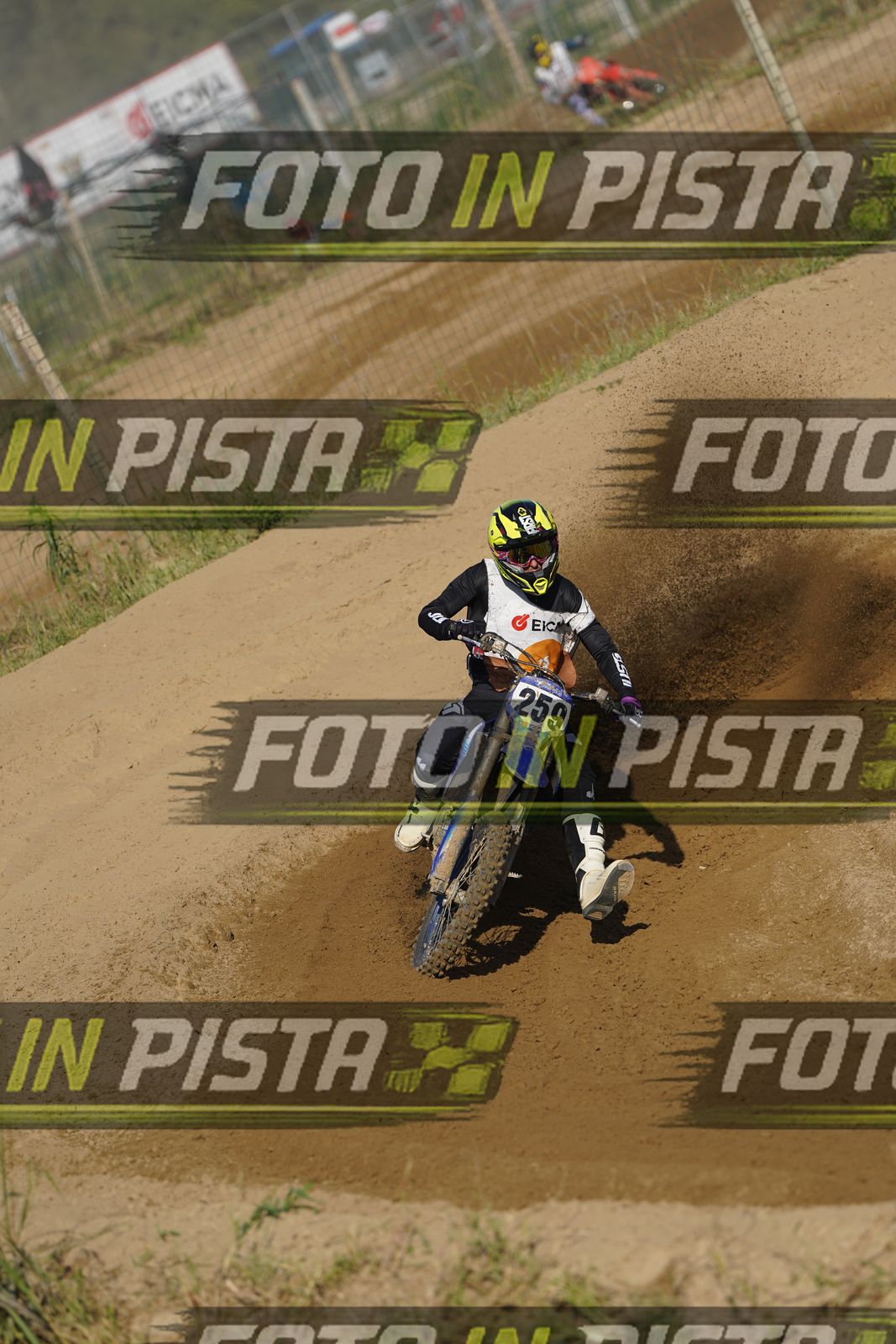 EICMA 19-09 16:00-17:00 · DOS00726