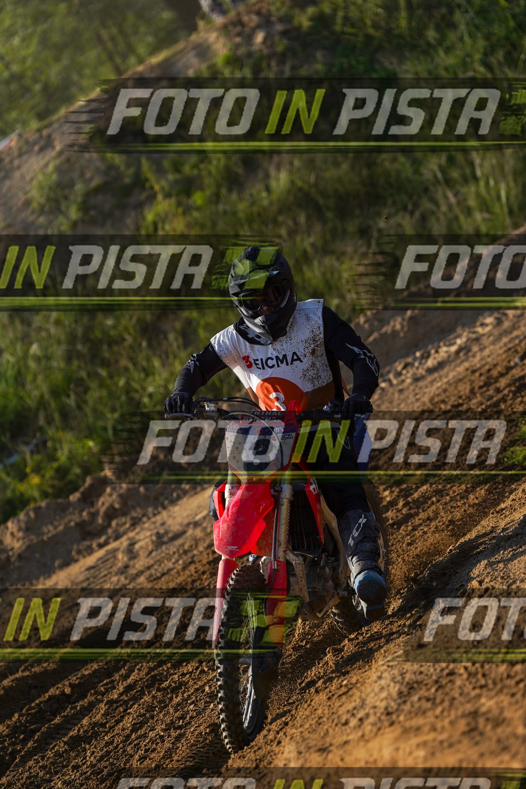 EICMA 19-09 16:00-17:00 · DOS00738
