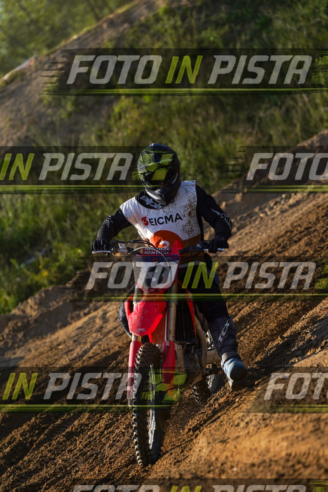 EICMA 19-09 16:00-17:00 · DOS00739