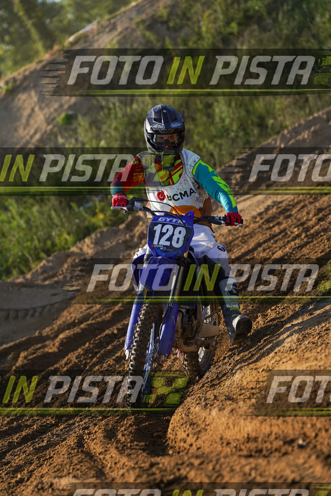 EICMA 19-09 16:00-17:00 · DOS00748