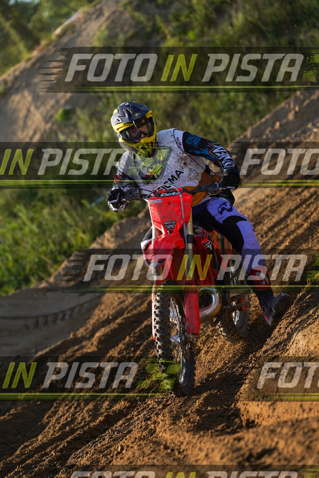 EICMA 19-09 16:00-17:00 · DOS00764