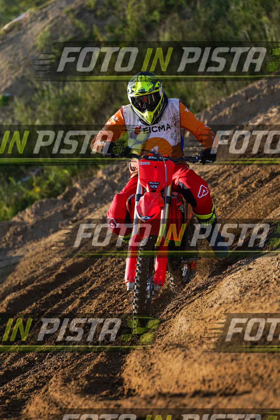 EICMA 19-09 16:00-17:00 · DOS00767