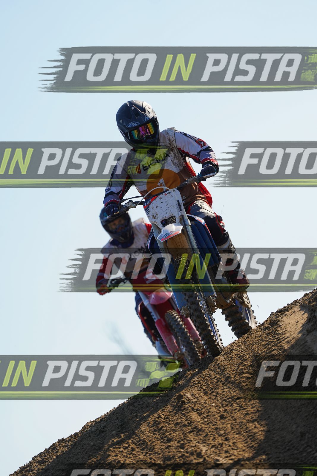 EICMA 19-09 16:00-17:00 · DOS00805