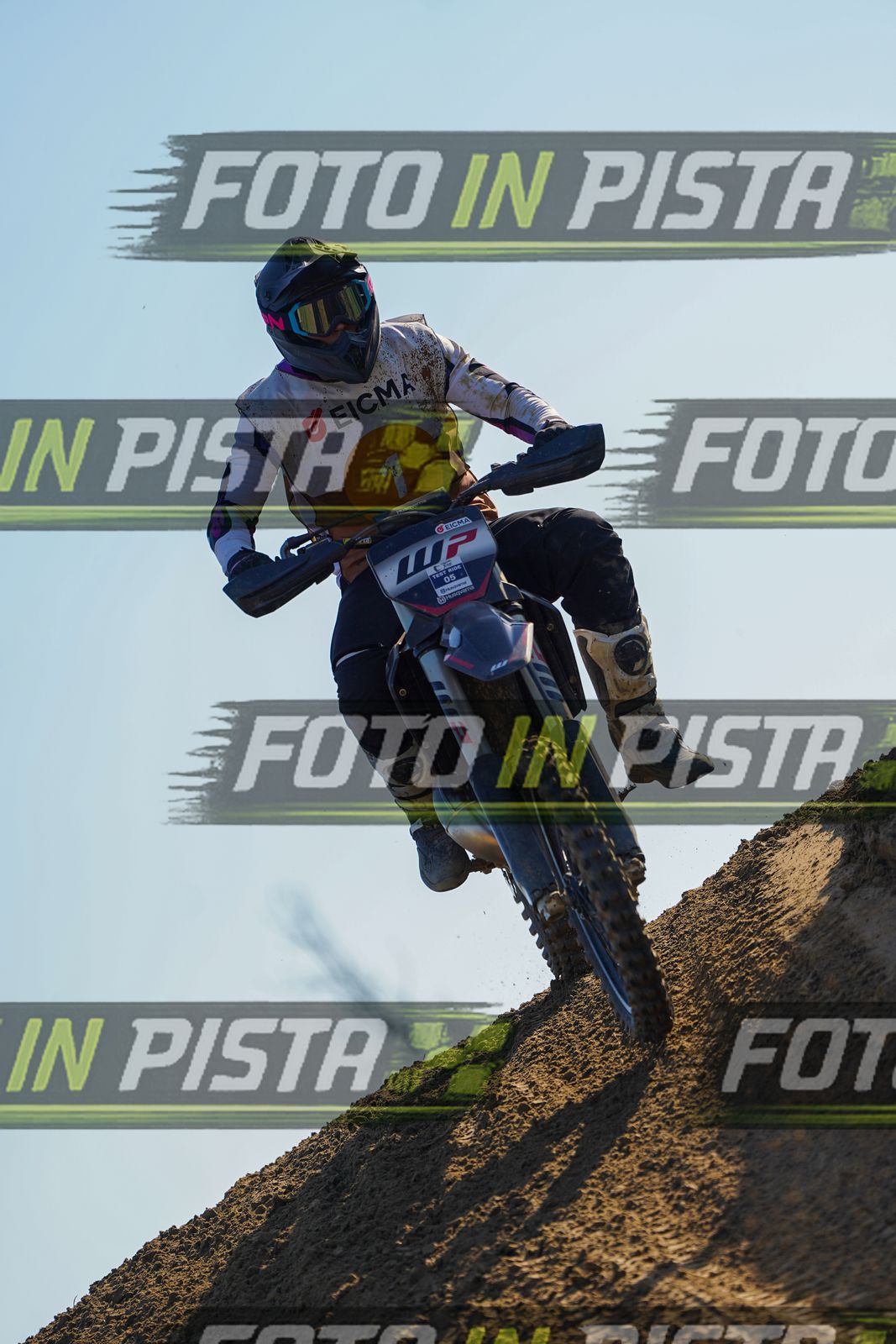 EICMA 19-09 16:00-17:00 · DOS00812