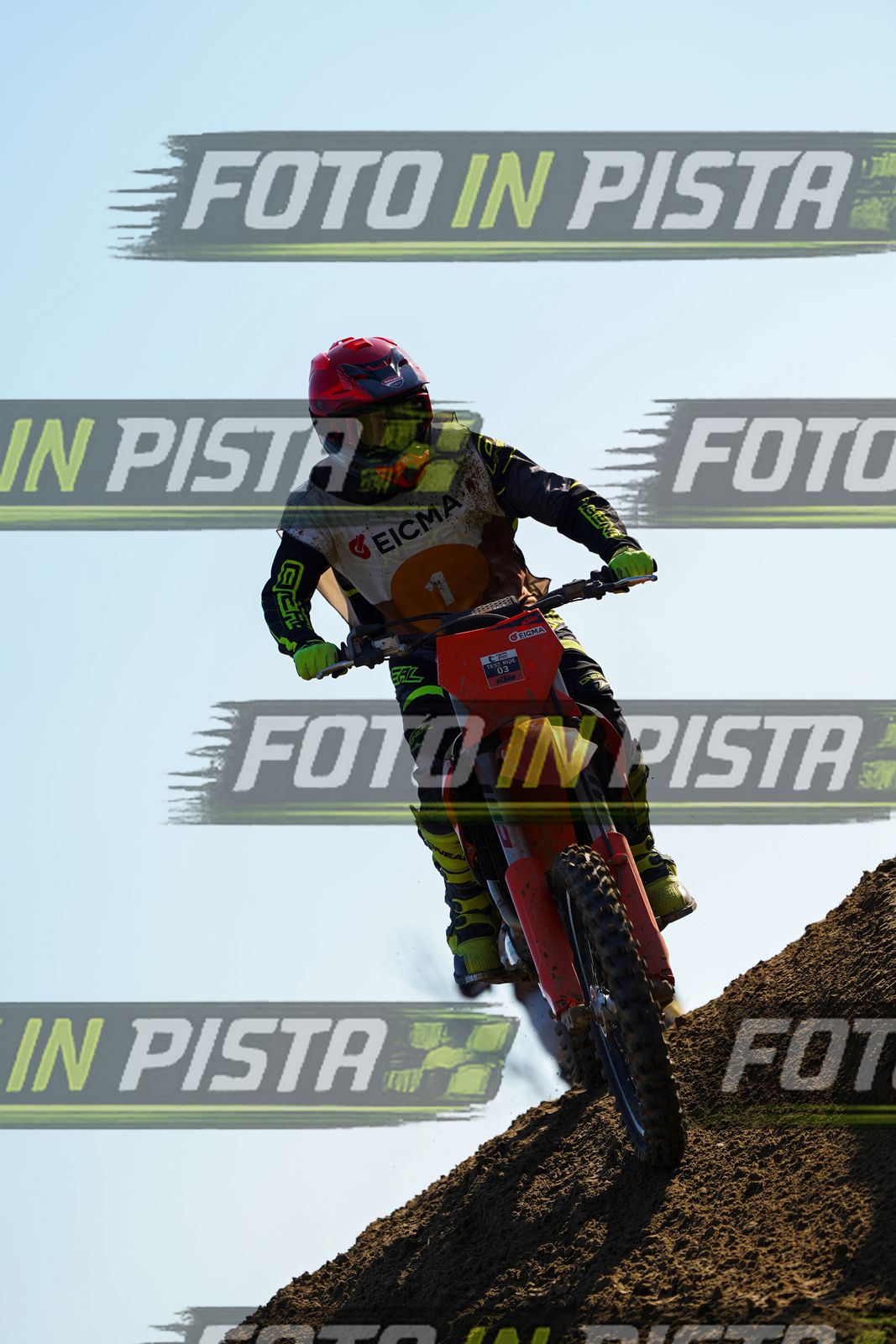 EICMA 19-09 16:00-17:00 · DOS00820