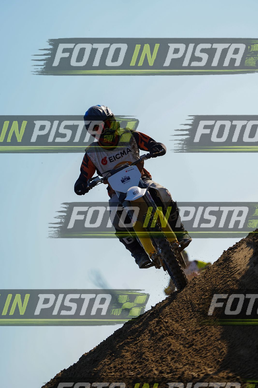 EICMA 19-09 16:00-17:00 · DOS00822