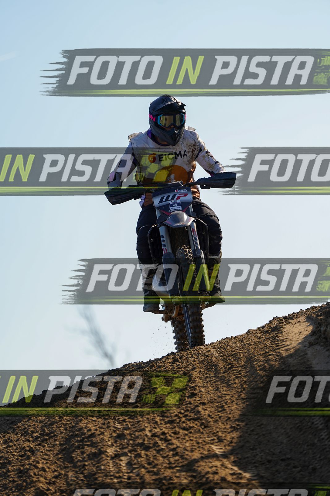 EICMA 19-09 16:00-17:00 · DOS00850