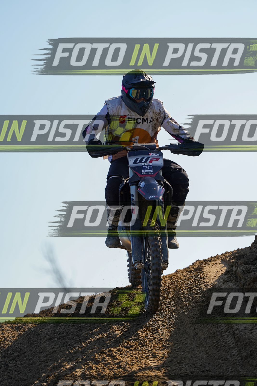 EICMA 19-09 16:00-17:00 · DOS00852