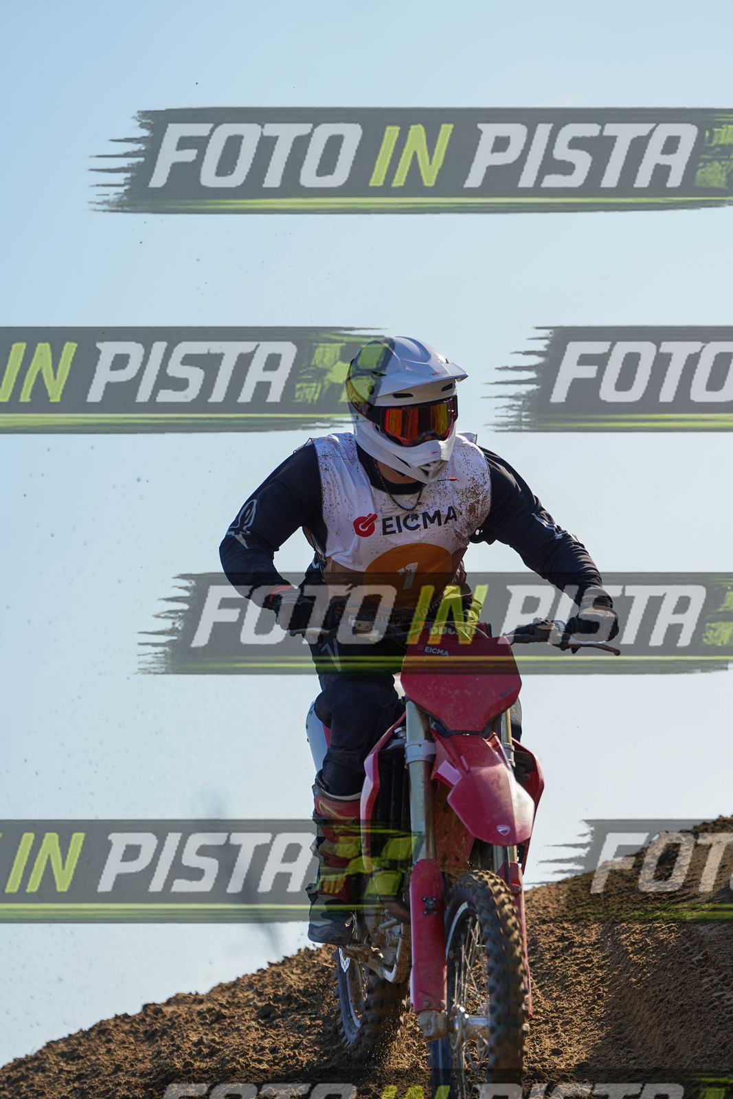 EICMA 19-09 16:00-17:00 · DOS00867