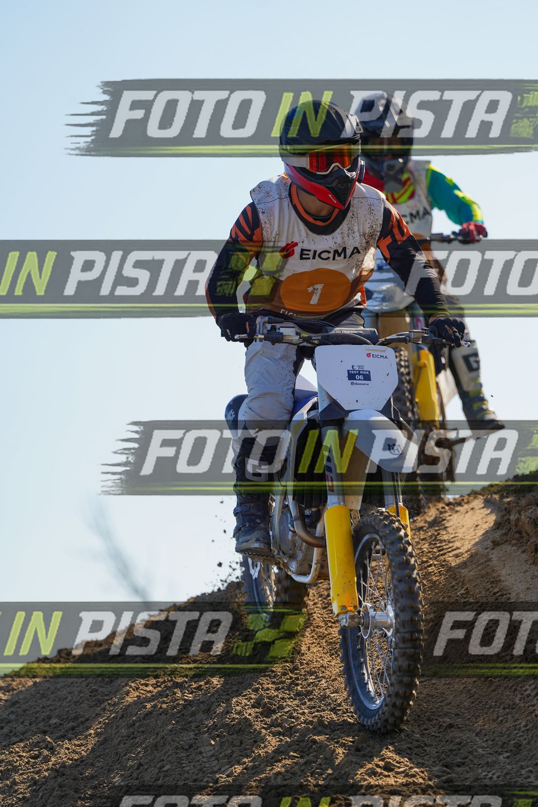 EICMA 19-09 16:00-17:00 · DOS00873