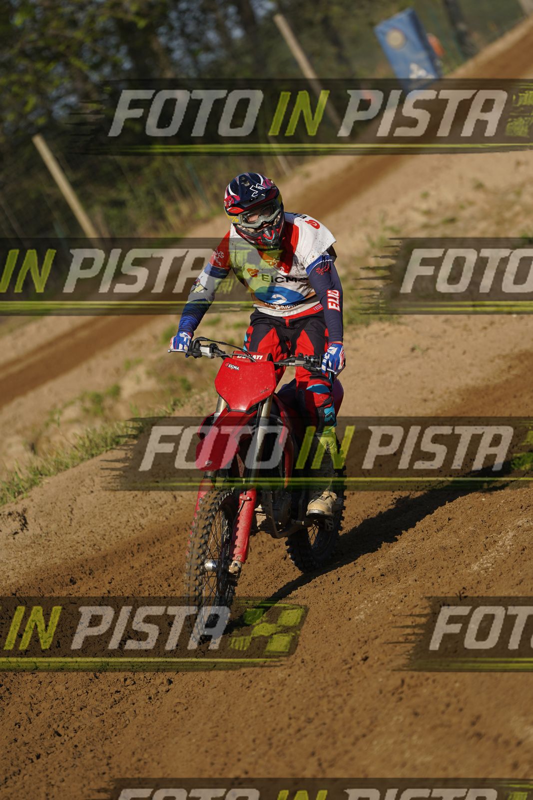 EICMA 19-09 16:00-17:00 · DOS00898