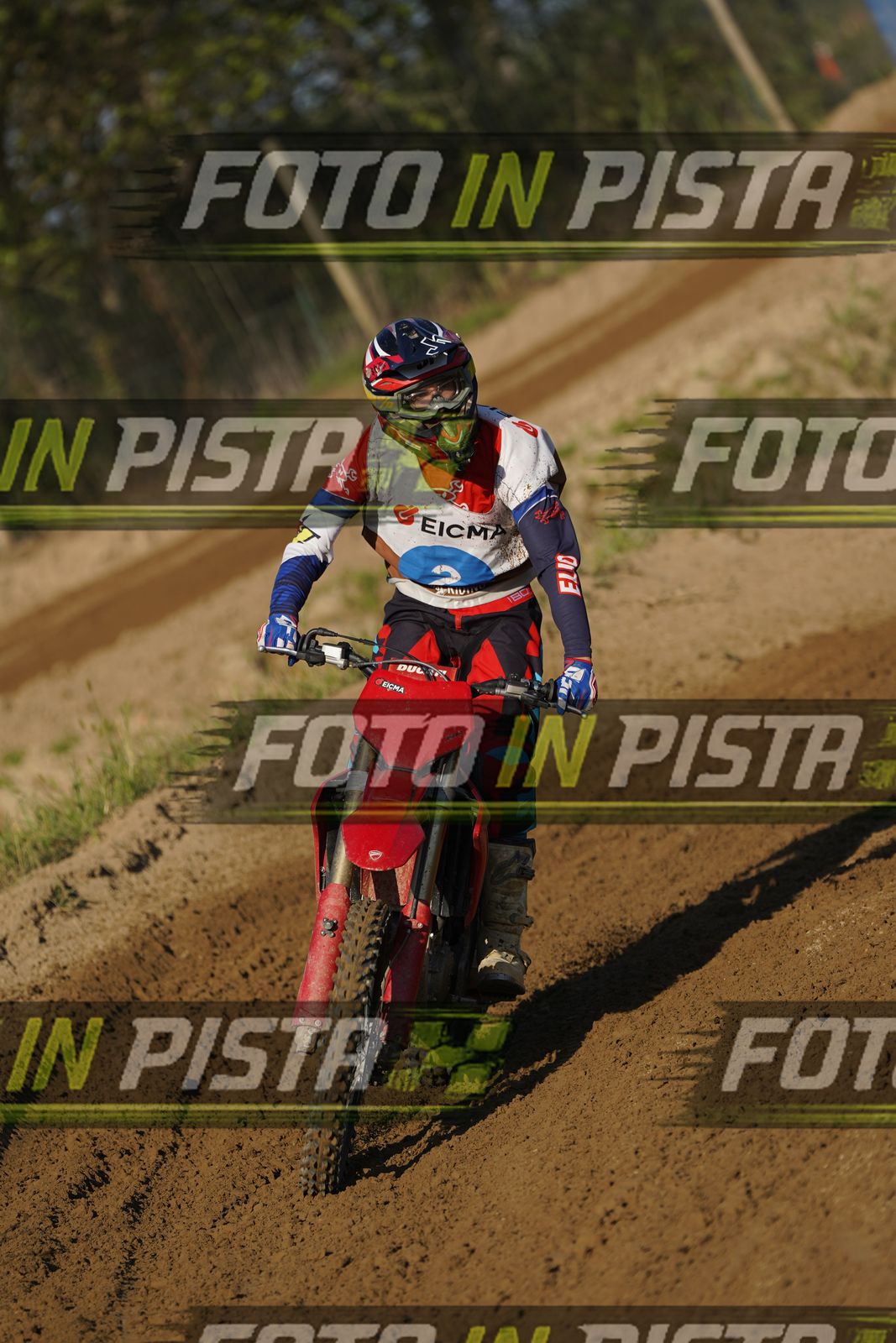 EICMA 19-09 16:00-17:00 · DOS00900